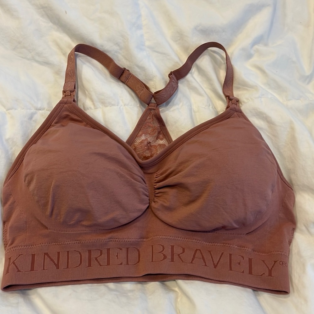 Kindred Bravely Simply Sublime Lace Racerback size Large